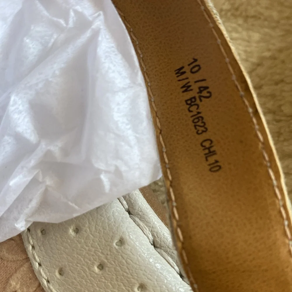 BORN Concept leather slippers/sandals